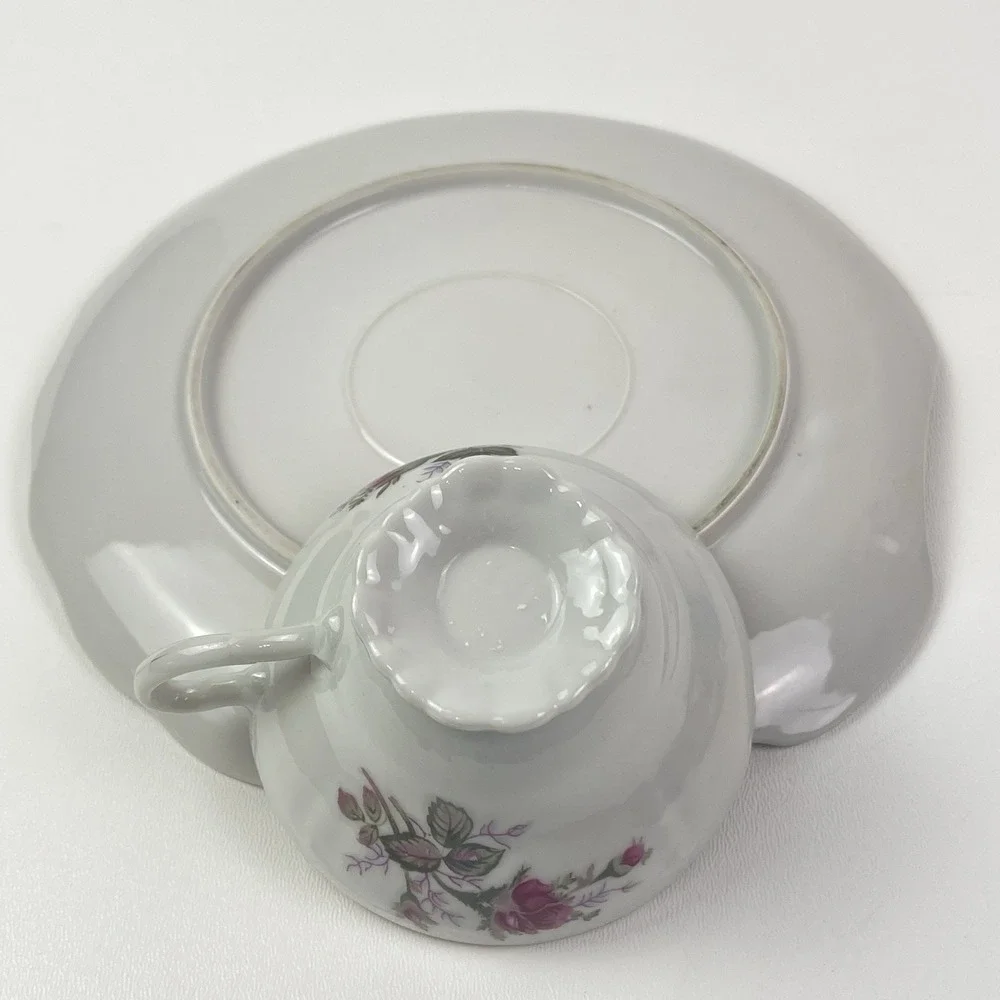 Vintage Dessert Plate and Cup Scalloped Roses Hand Painted Tea And Cake Snack‎